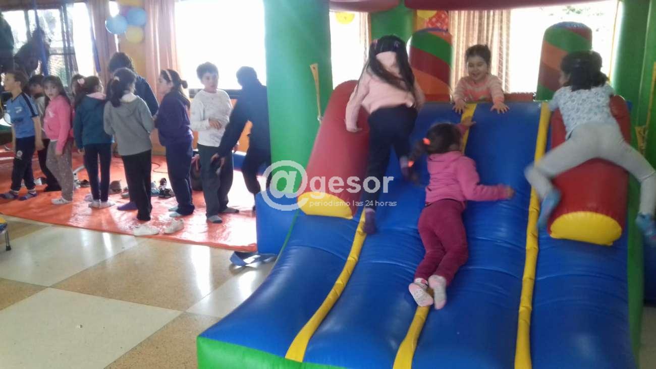 Este domingo se vivieron momentos de mucha alegría en distintos lugares del departamento con motivo de celebrarse el Día del Niño.